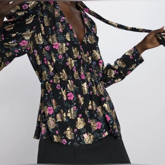 ZARA Metallic‎ Shimmer Tie Neck Blouse Small Gold Floral Statement - Picture 6 of 15